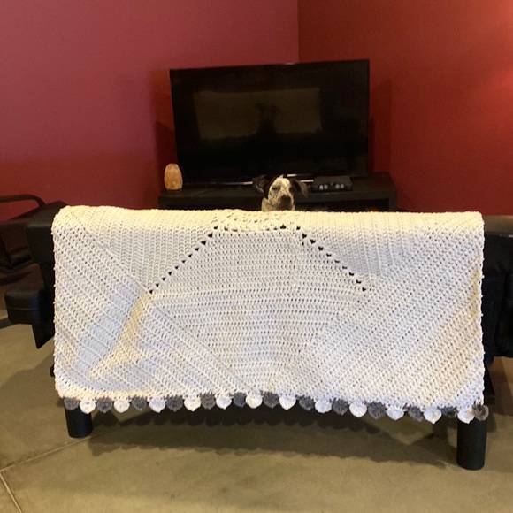 White Afghan - Picture 1 of 5